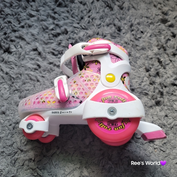 ~SOLD~Roller Derby Fun Roll Adjustable Roller Skates for Beginners - size 11-2 - Picture 2 of 6